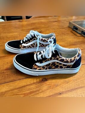 Vans Leopard Print Low-Top Sneakers in Black & Brown